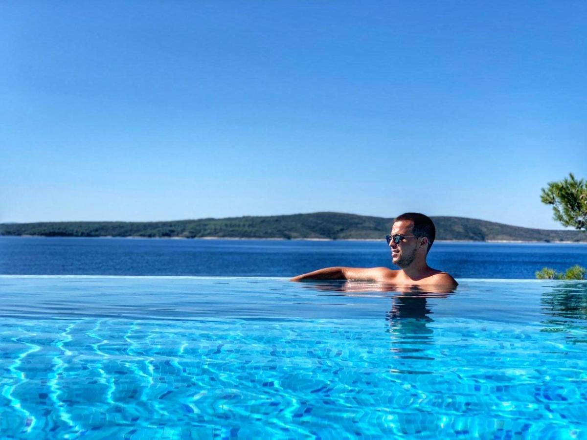 Hotel Skalinada ザヴァラ エクステリア 写真